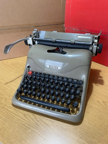 Macchina scrivere olivetti - macchina, da
