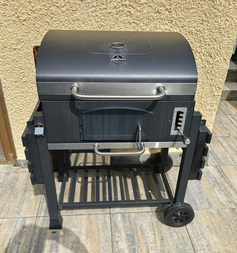 Barbecue carbonella - barbecue, a