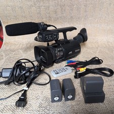 Videocamera JVC GY-HM100U Pro