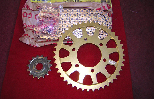 Kit pignone catena - pignone, e