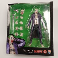 MAFEX 032 Joker Cappotto Viola