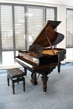 Steinway & Sons a Coda O-180