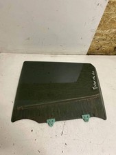 Nissan Juke I F15 2011 lunotto posteriore sinistro porta posteriore 43R006723