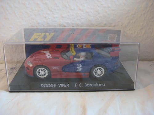 Fly car model - dodge, viper