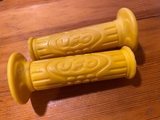 Ufo plast Manopole giallo scooter diametro 22/24 mm anni 90