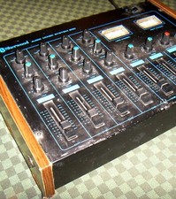 VINTAGE Table de mixage