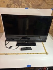 TV Vizio nera con telecomando