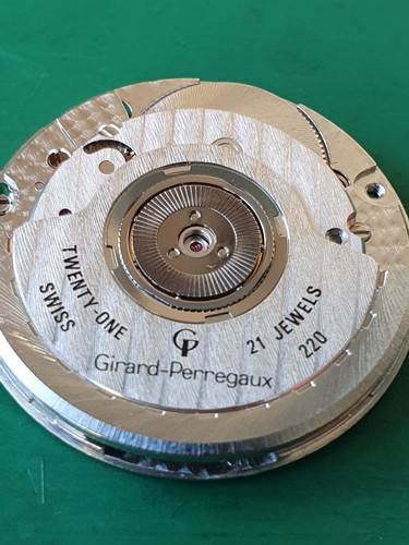 Girard perregaux 220 - girard,