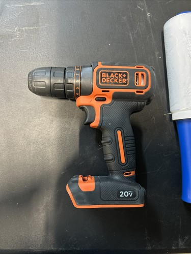 Black decker with charger - black,