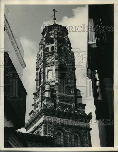 1954 press photo - church, tower
