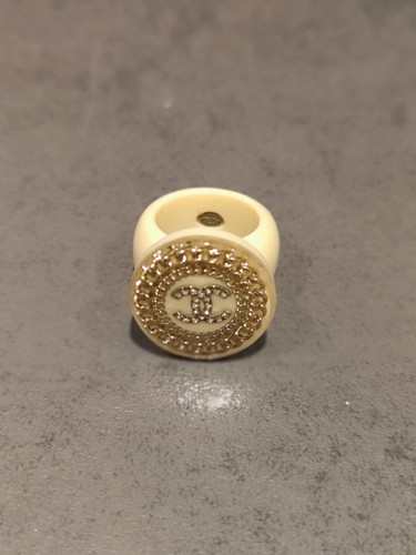 Anello chanel plastica - chanel, in