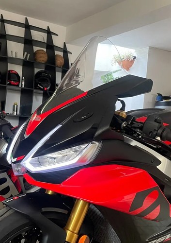 Aprilia rsv4 cupolino