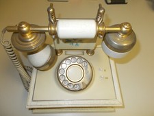 Telefono storico con selettore