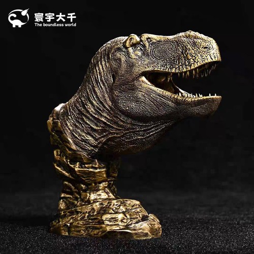Nuova statua dinosauro