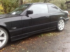 BMW E36 coupe   Modanature di protezione laterale/protezion (Sostituire)