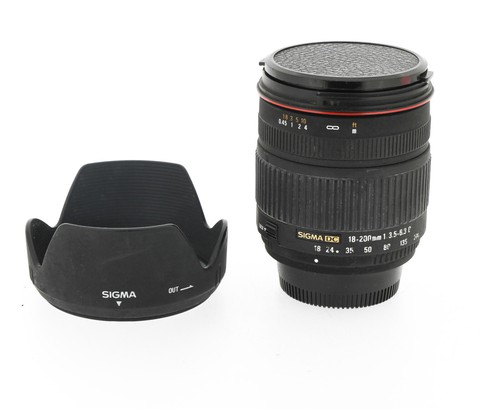 Pour nikon sigma dc - nikon,