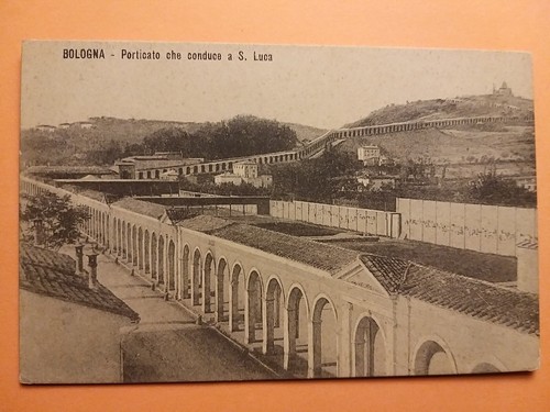 Bologna porticato che - -,