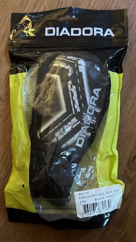 Parastinchi calcio diadora - parastinchi,