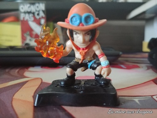 Figurine one piece portgas - figurine,