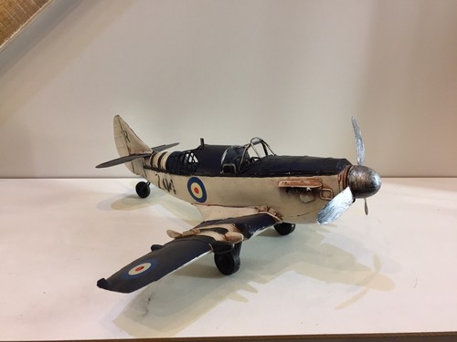 Modellino aereo militare - aereo,