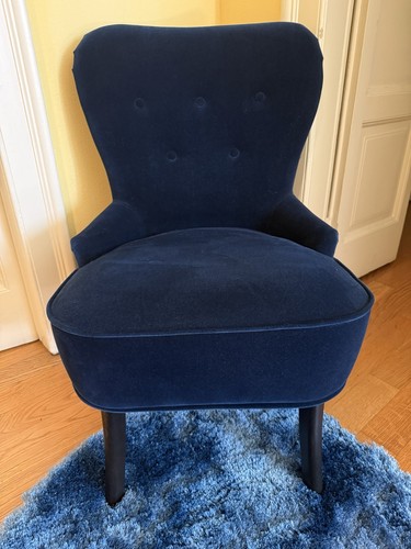 Poltrona velluto blu - in,