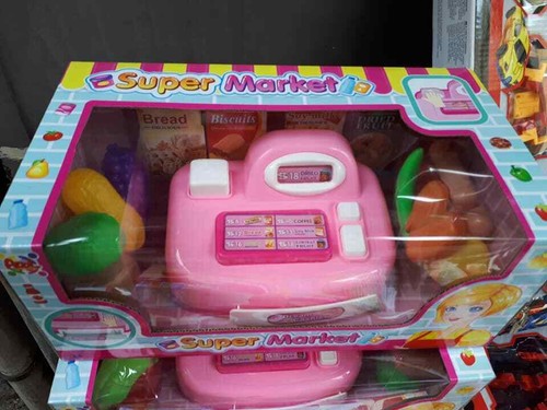 Cassa prodotti supermercato - e,