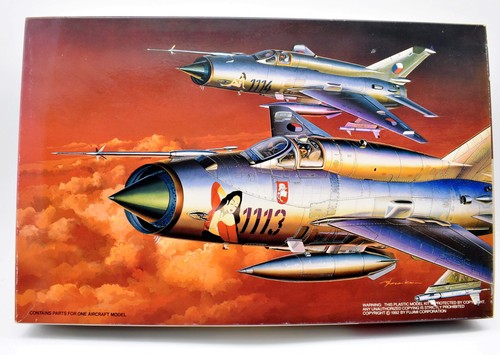 Modellino aereo model kit