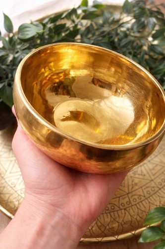 Campana tibetana fatta a - fatta,