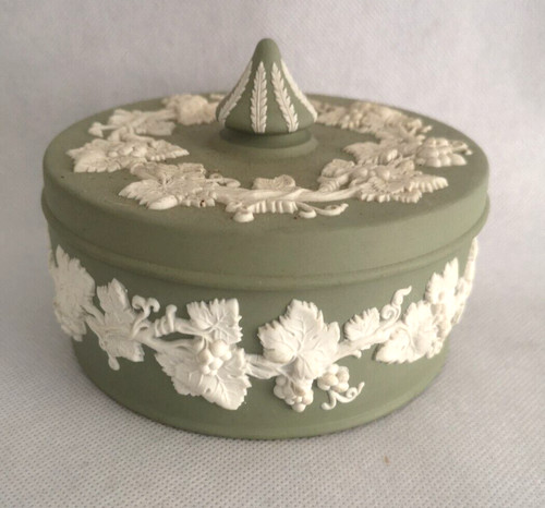 Wedgwood jasper ware superbe - ware,