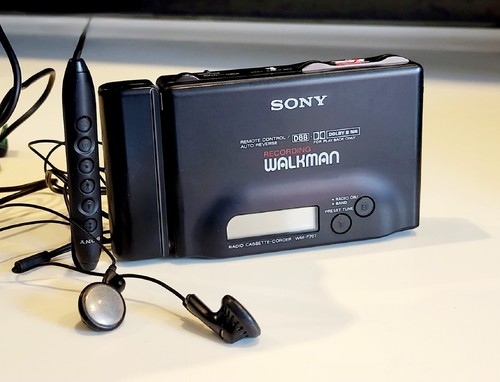 Walkman f707 super raro - super,