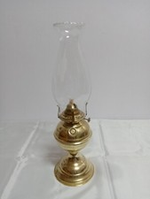 Lampada a petrolio in ottone