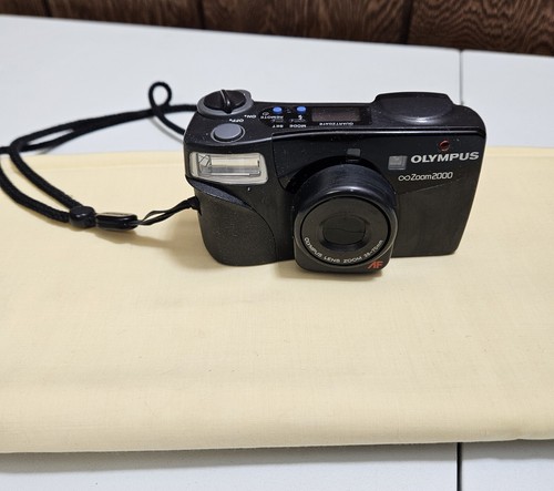 Olympus zoom 2000 fotocamera - zoom,