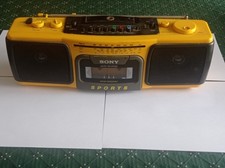 LEGGI Vintage Sony Sports CFS-930L Radio Stereo Lettore Cassette Boombox walkman