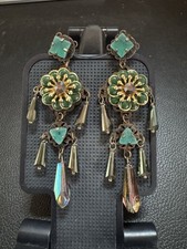 Orecchini pendenti color