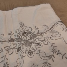 (122" L x 70" W) Set Tovaglia