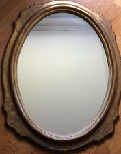 Elegante specchiera ovale in