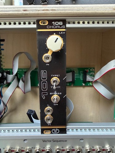 Moduli feedback juno 106 - feedback,