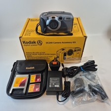 Kodak DC280 Zoom fotocamera digitale 2MP in scatola con scheda flash prende batterie AA