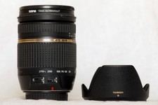 Tamron AF 18-270mm f/3.5-6.3 B003 Di II VC come nuovo con filtro UV e copriobiettivo