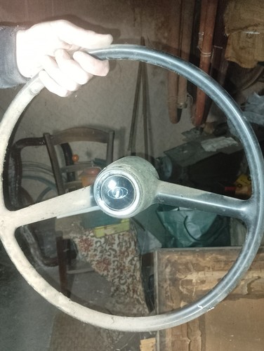Volante auto vintage anni 900 - volante,