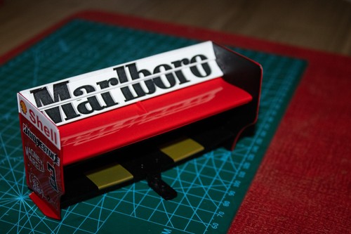 Pretagliata decal marlboro ala - decal,