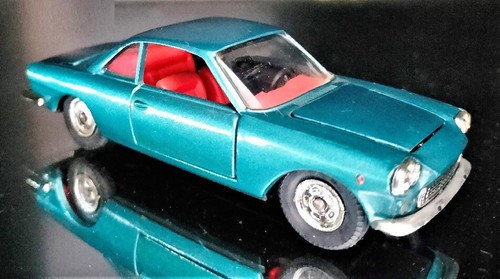 Modello auto vintage - '70,