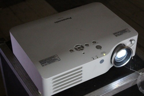 Panasonic ax100e - *panasonic, pt-ax100e*
