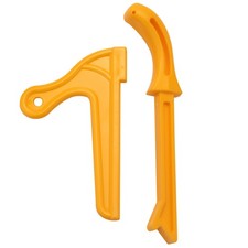 Pratica Pressa un Mano nel Plastica Gialla un Blocco di Legno Pratica Levet4881