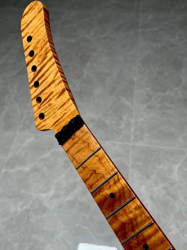 Banana headstock floyd dado - headstock,