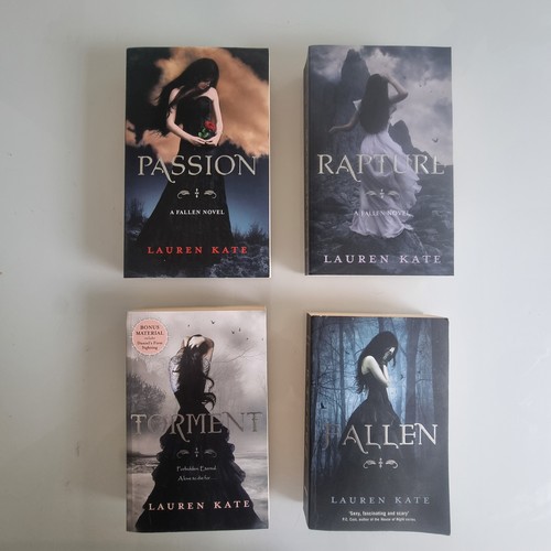 Lauren kate fallen paperbacks - kate, paperbacks.