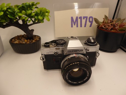 Olympus silver om 50 - om-10,