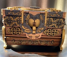 Portagioie in legno fatto a