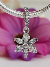 Charm Pendente Fiore Luminoso