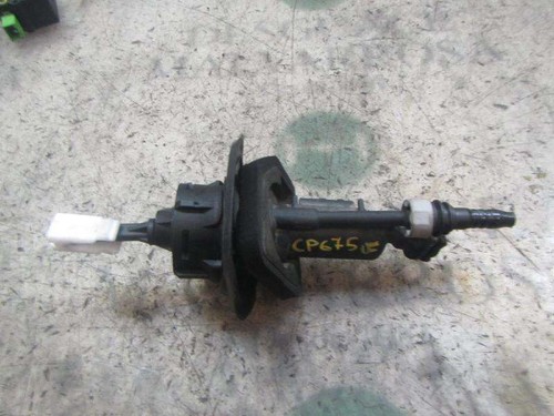 31367403 bomba embrague - bomba,